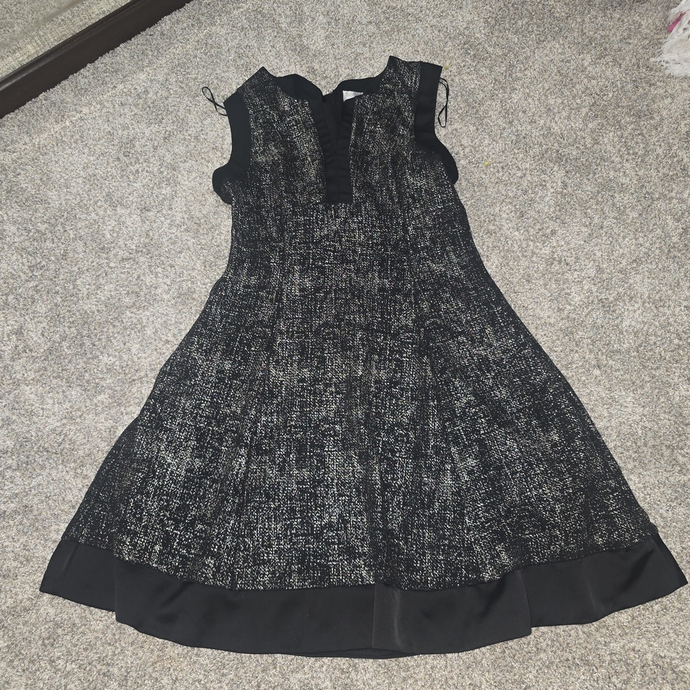 Signature by Robbie Bee Black Sleeveless V-neck Midi Dress
